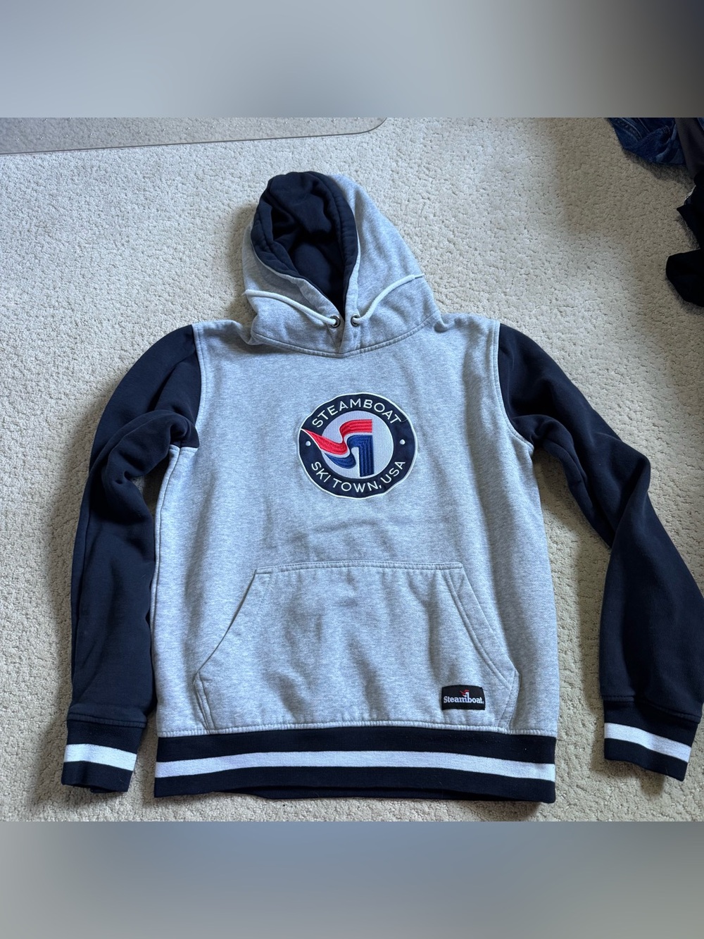 Steamboat Springs Ski Town USA Colorado Hoodie Hooded Sweatshirt Gray Small